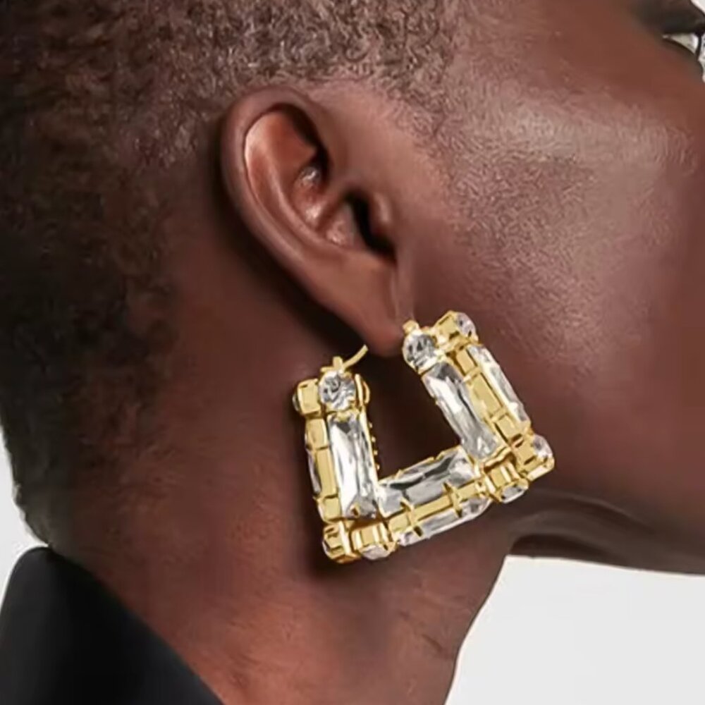 Hoop Earrings - Picture 1 of 3